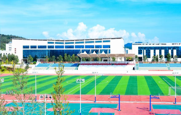 云南三鑫职业技术学院