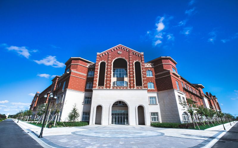 青岛航空科技职业学院