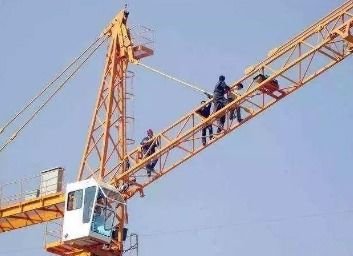 塔吊电工哪学,我想自学塔吊电路维修,要购买那些电工书籍？请各位老师指点。多谢多谢！