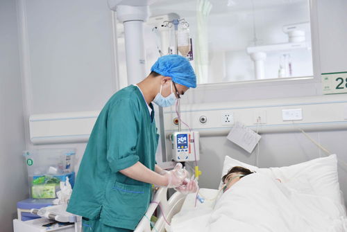 男生学护理大专难就业,大专男护士好找工作吗？