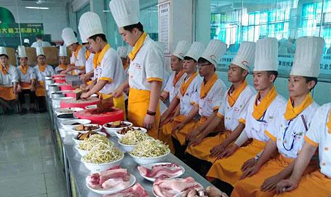 学厨师哪个好,学厨师哪最好