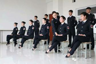 日照蓝天航空专修学校,蓝天民航学校到底好不好