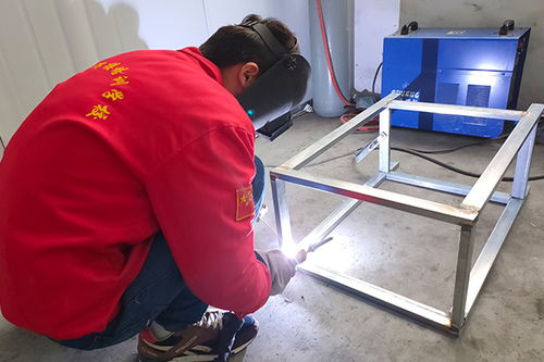 学电焊哪里有,想学电气焊去哪学能学到真正的技术？