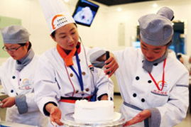 学厨师难吗,学厨师难吗。