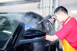 男孩子学汽修美容