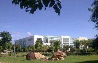 三亚市航空旅游学校,三亚航空旅游职业学院是公办的还是民办的