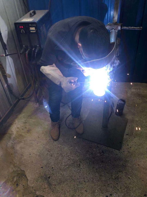 怎么学电焊焊接技术,怎样学好电焊？