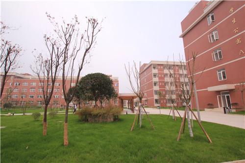 都江堰卫校,四川省成都卫生学校