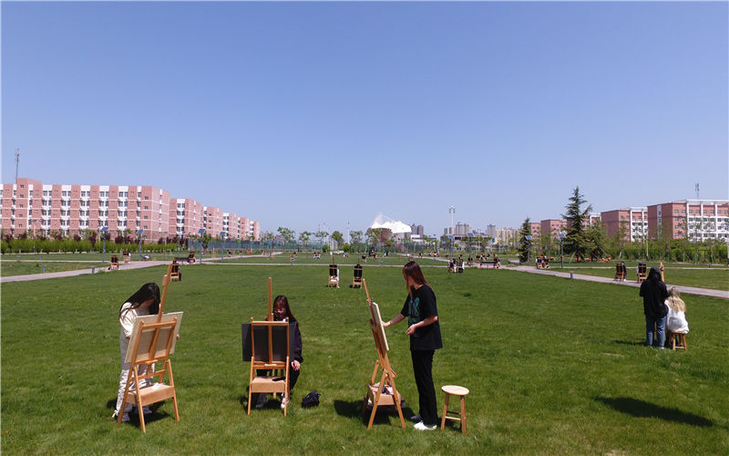 西安高新科技职业学院