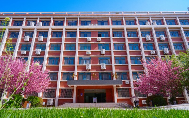 西安财经大学行知学院