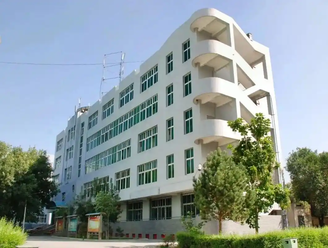 新疆兴新职业技术学院