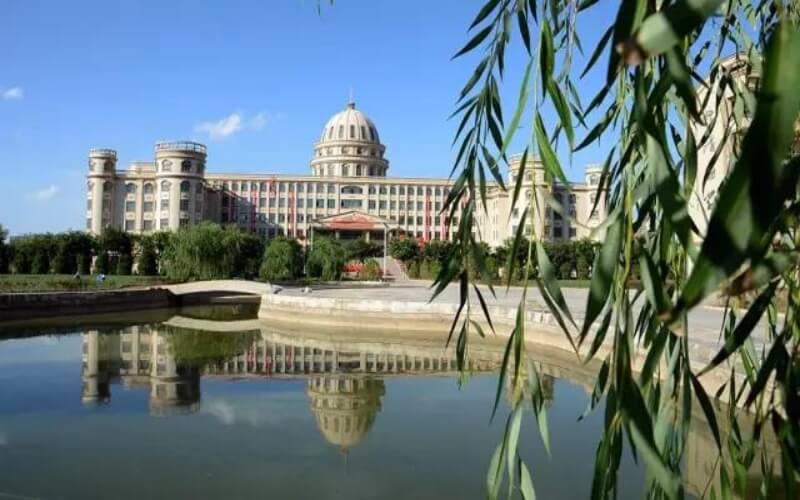 兰州外语职业学院