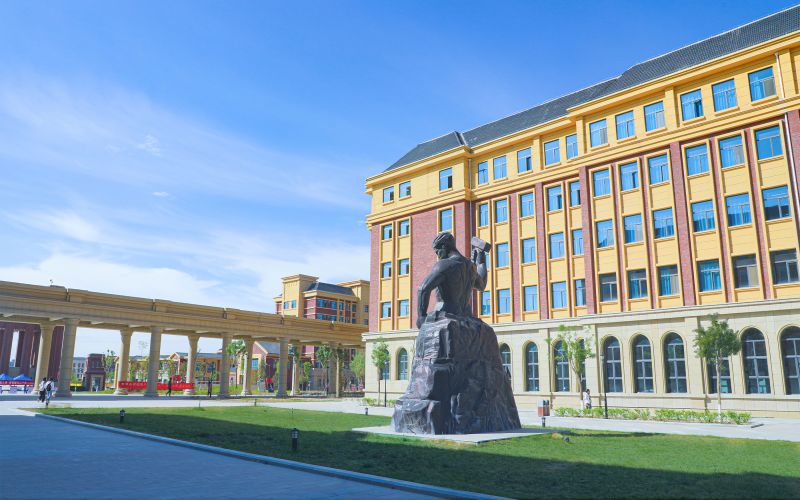 兰州信息科技学院