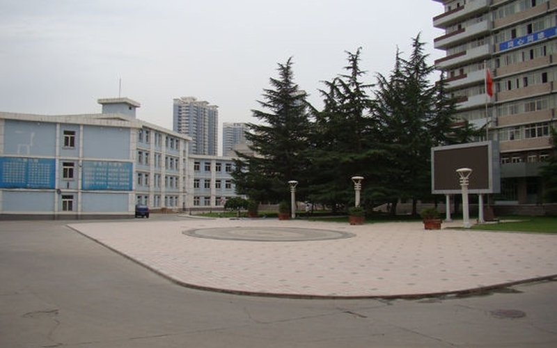 兰州石化职业技术大学