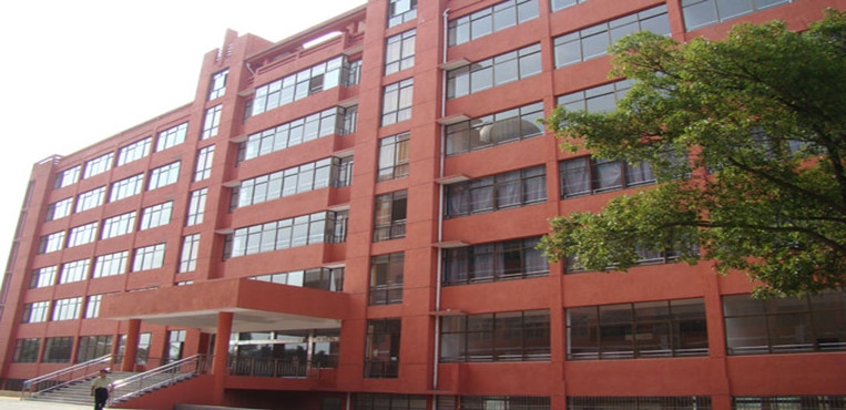 鹰潭职业技术学院