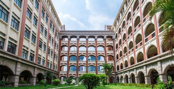 集美大学诚毅学院