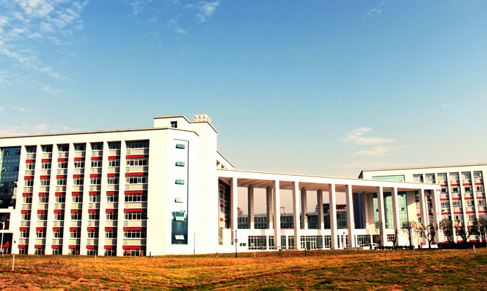 江西中医药高等专科学校