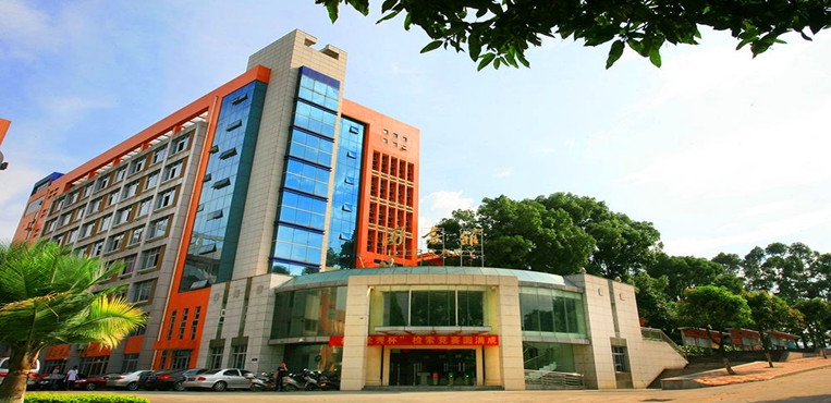 闽西职业技术学院