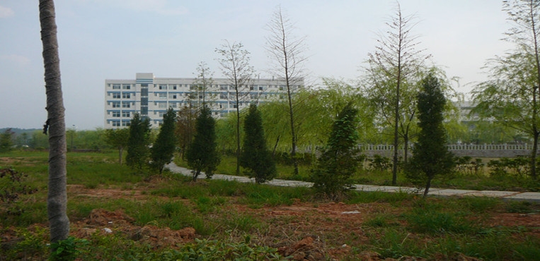 江西医学高等专科学校