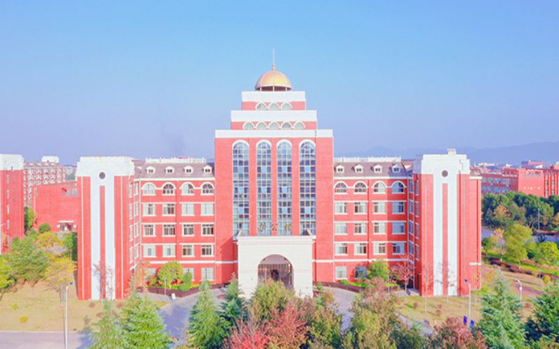 南昌职业大学