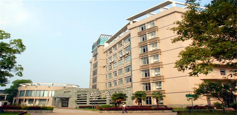 景德镇艺术职业大学