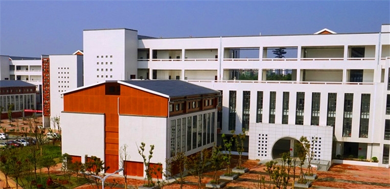 吉安职业技术学院