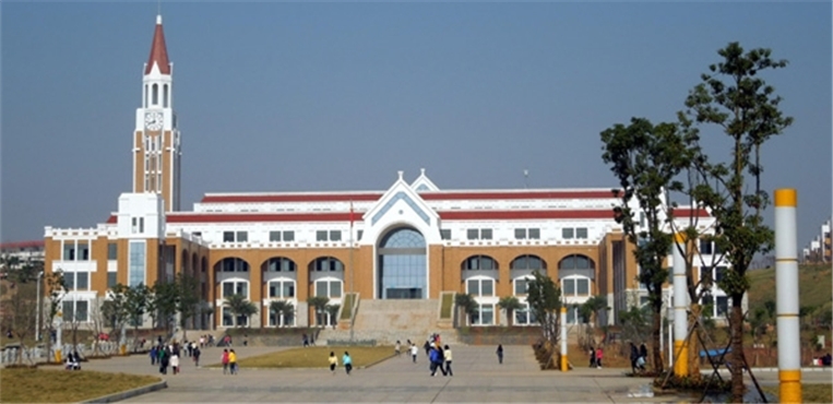 赣州师范高等专科学校