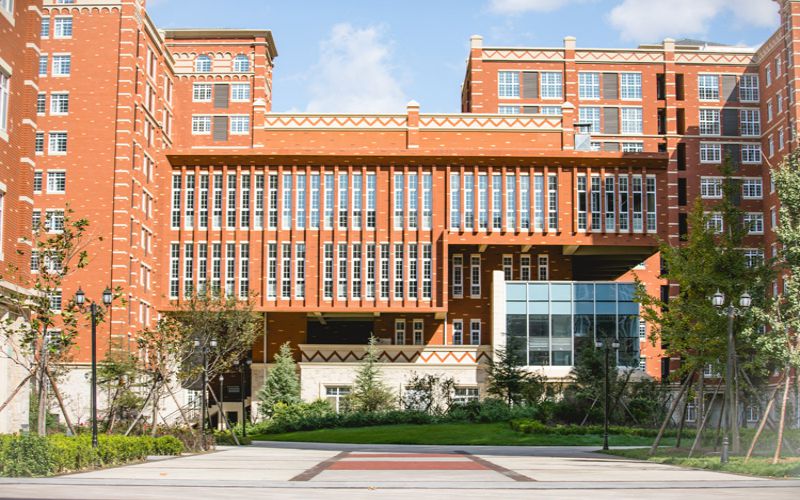 青岛航空科技职业学院