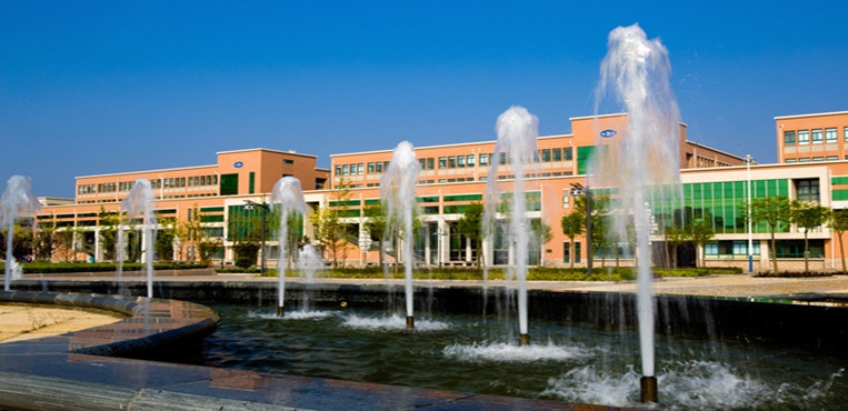 烟台汽车工程职业学院