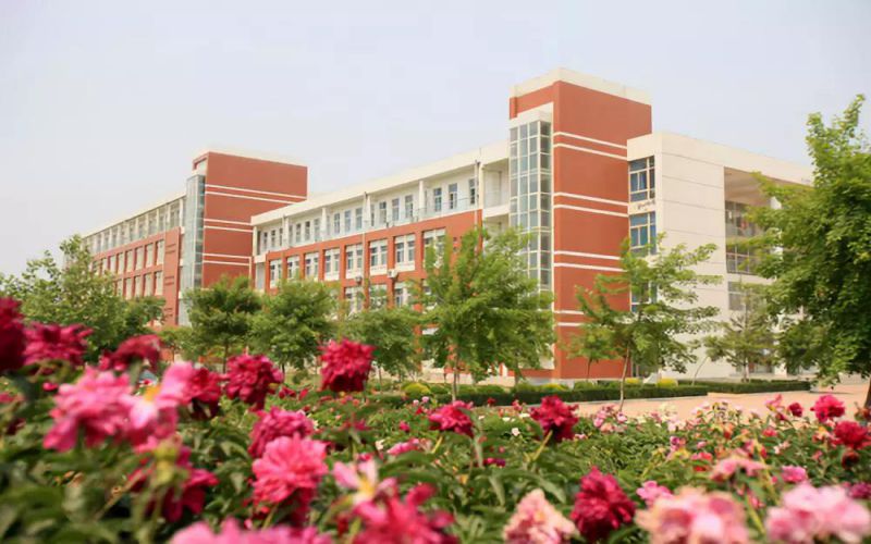 齐鲁师范学院