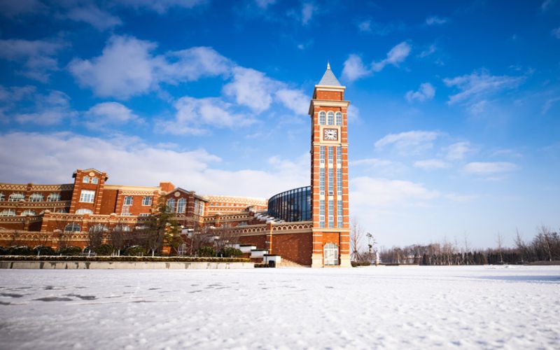 青岛航空科技职业学院