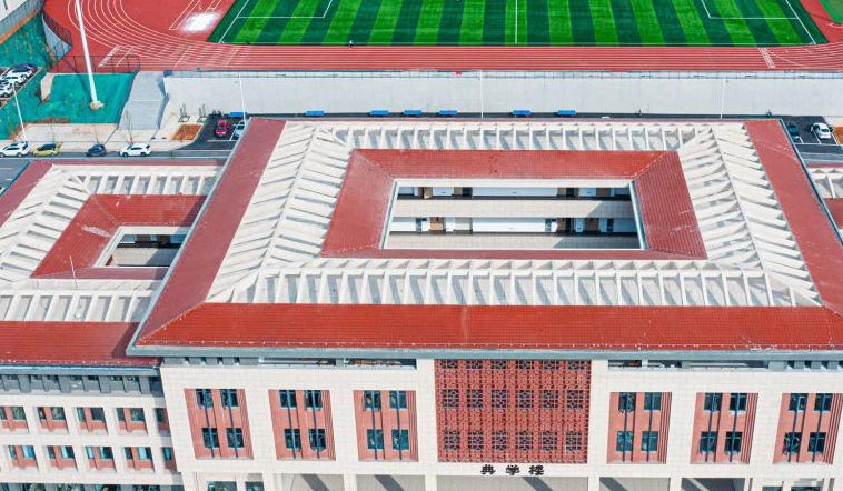 曲靖医学高等专科学校