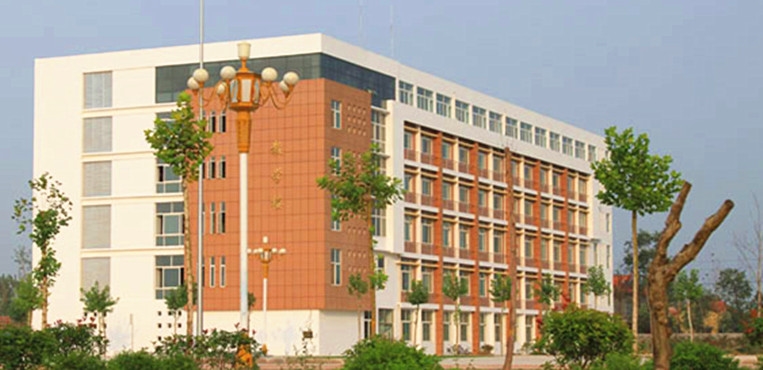 菏泽医学专科学校