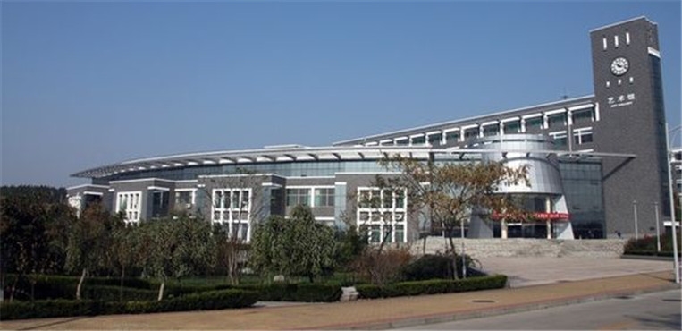 山东青年政治学院