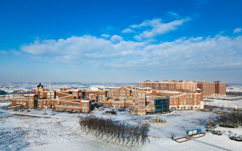 青岛航空科技职业学院