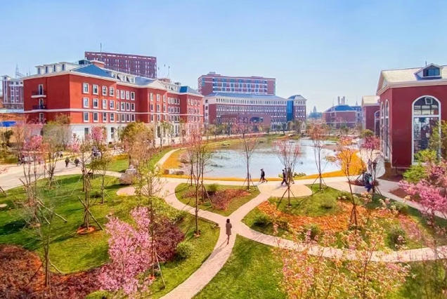 云南经贸外事职业学院