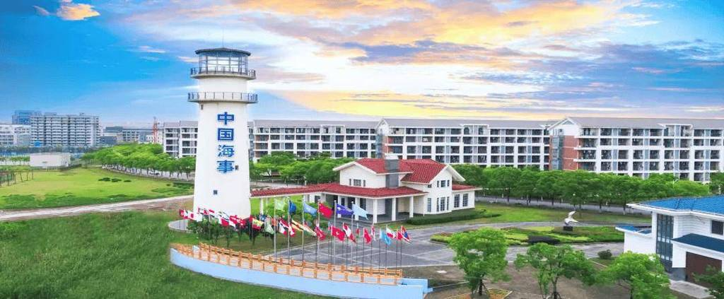 日照航海工程职业学院