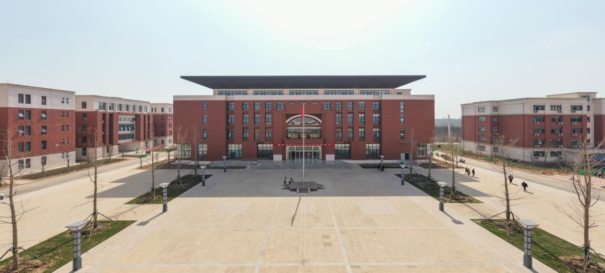 平顶山文化艺术职业学院