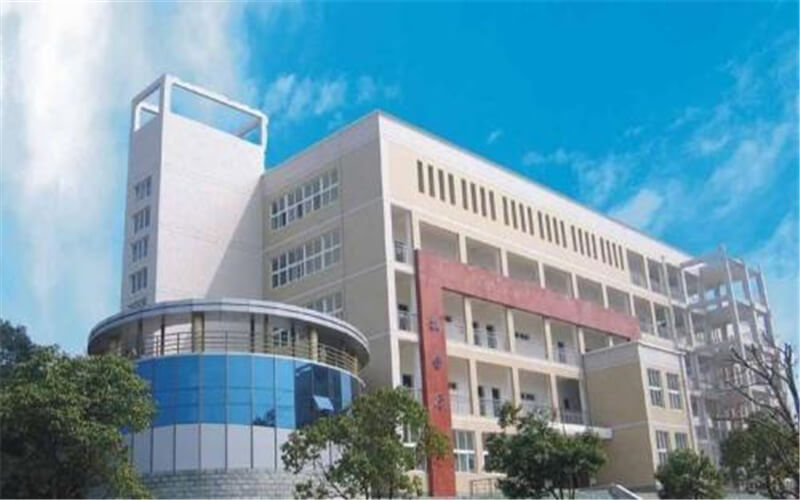 武汉工贸职业学院