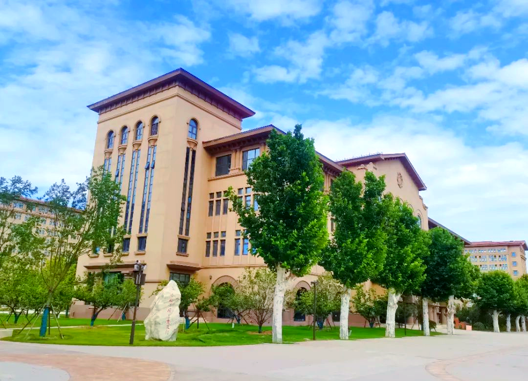 郑州智能科技职业学院