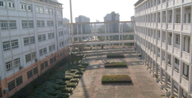 安徽现代信息工程职业学院