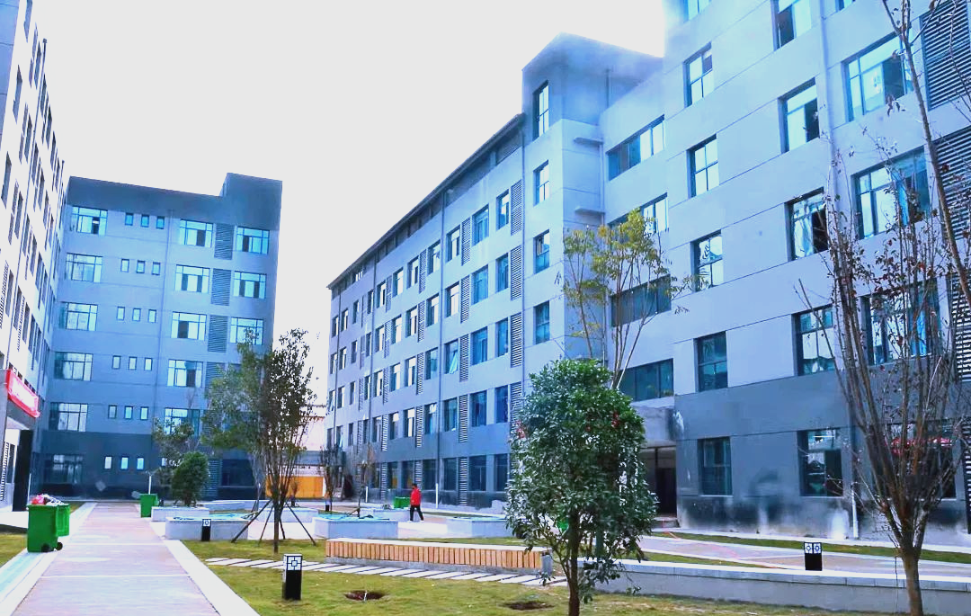 郑州医药健康职业学院