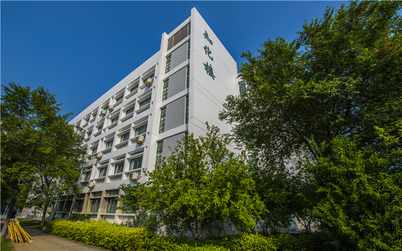 湖北大学知行学院