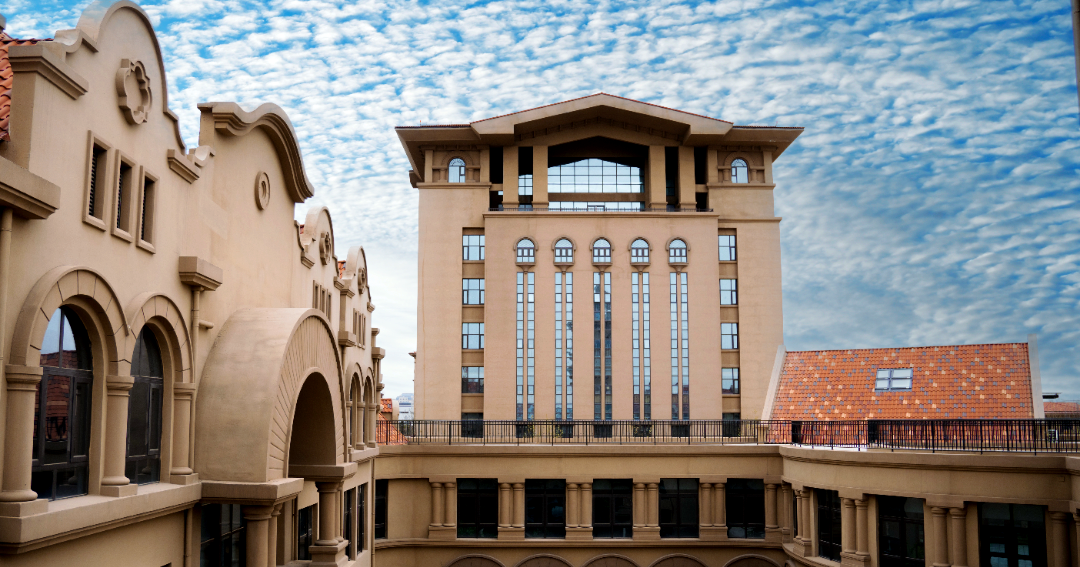 郑州智能科技职业学院