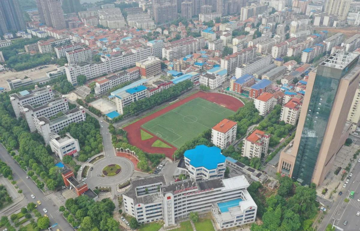 黄冈科技职业学院