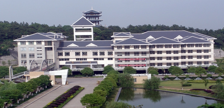 湖南大众传媒职业技术学院