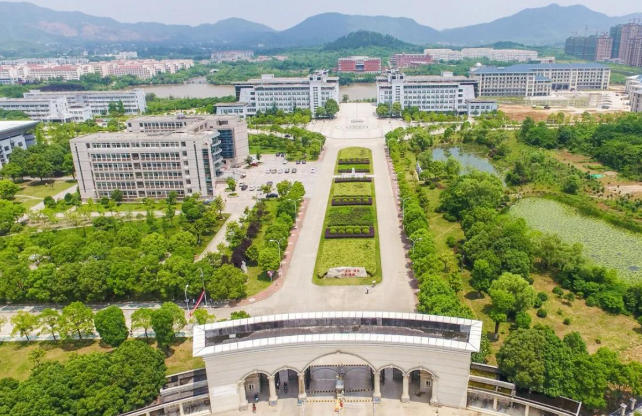 安庆师范大学