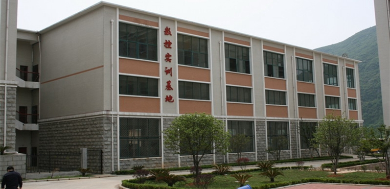 湖北工程职业学院