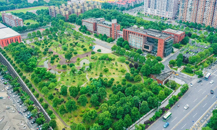 湖南税务高等专科学校