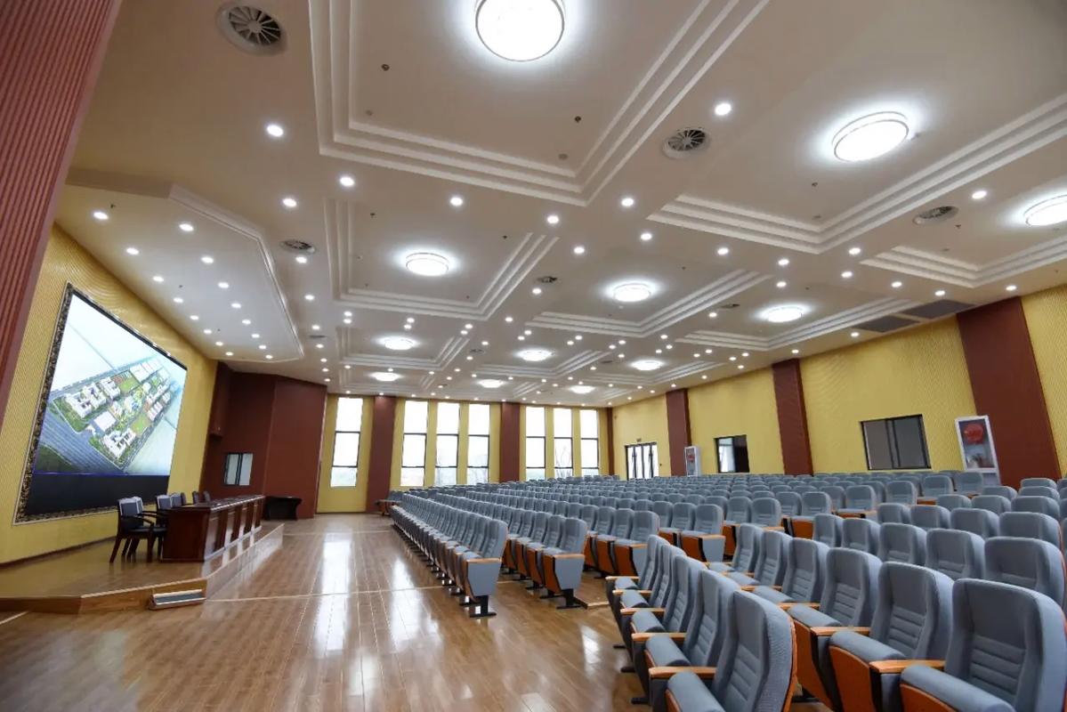 襄阳科技职业学院